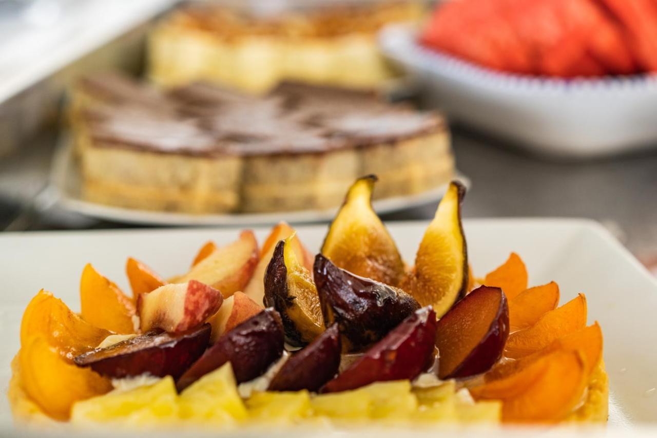 The Mirage Resort & Spa Хаммамет Экстерьер фото Fruit tart